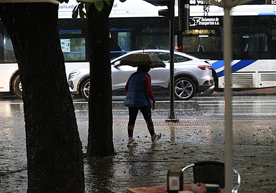 Lluvia en Salamanca. Foto de archivo.