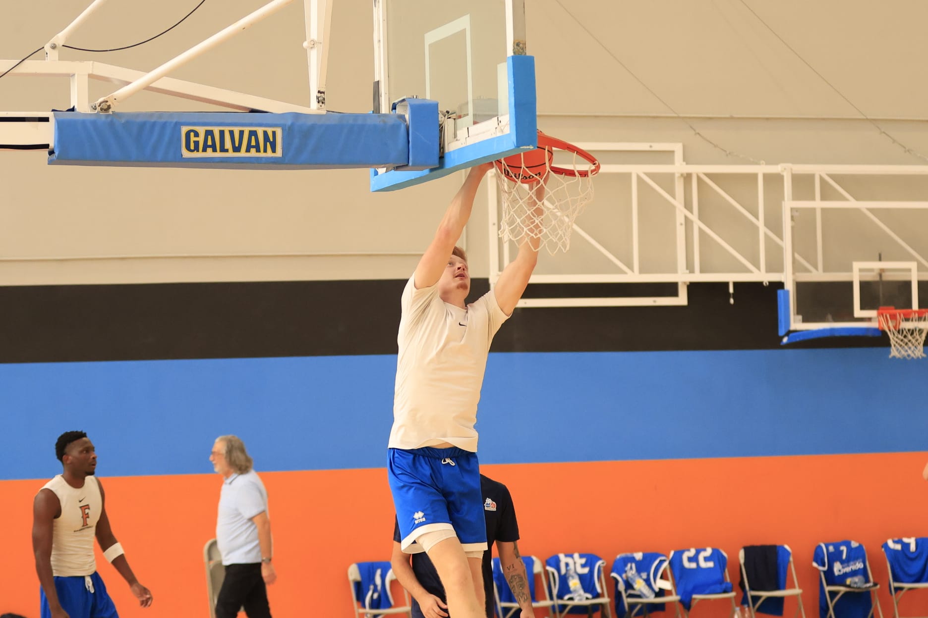 En imágenes, la victoria del Avenida Xoborg ante el Óbila Basket