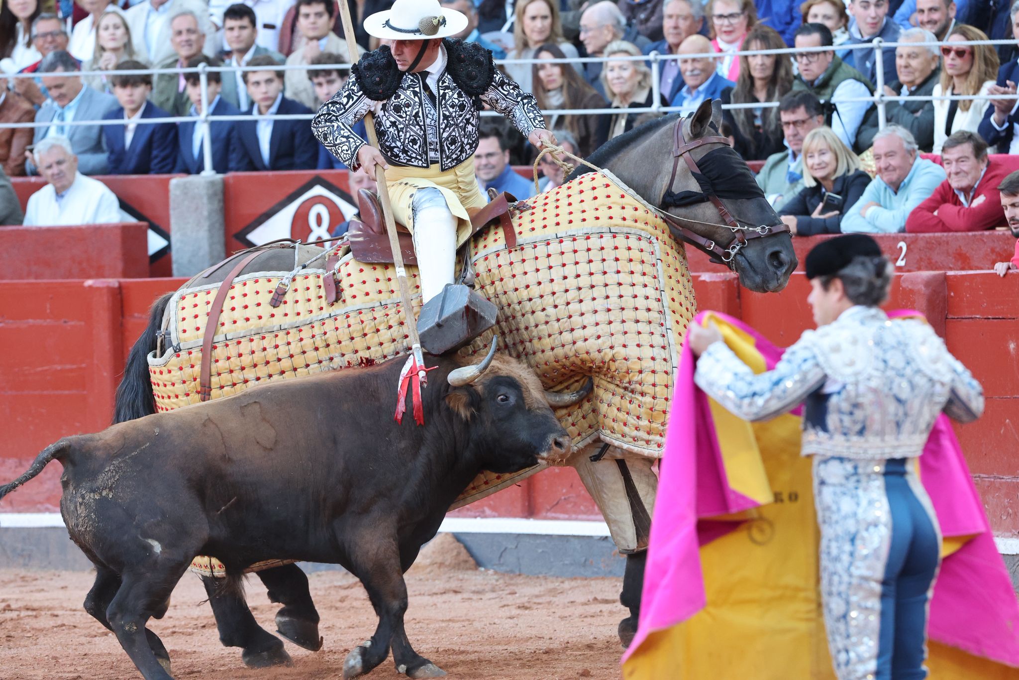 La Glorieta se queda sin puerta grande y Morante se va de vacío
