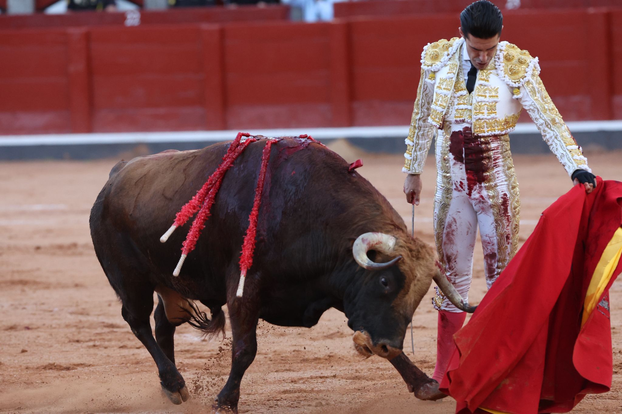 La Glorieta se queda sin puerta grande y Morante se va de vacío