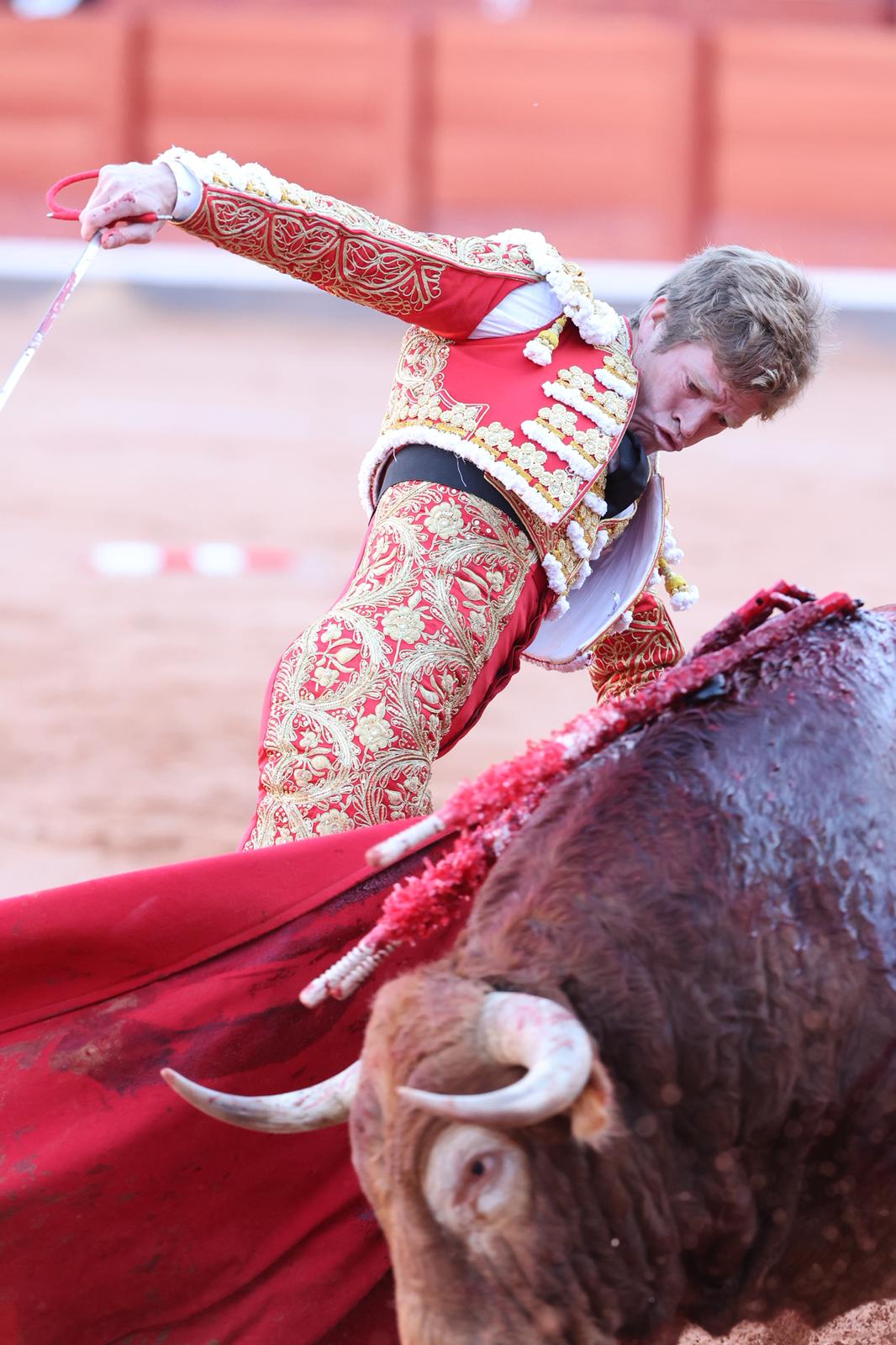 La Glorieta se queda sin puerta grande y Morante se va de vacío