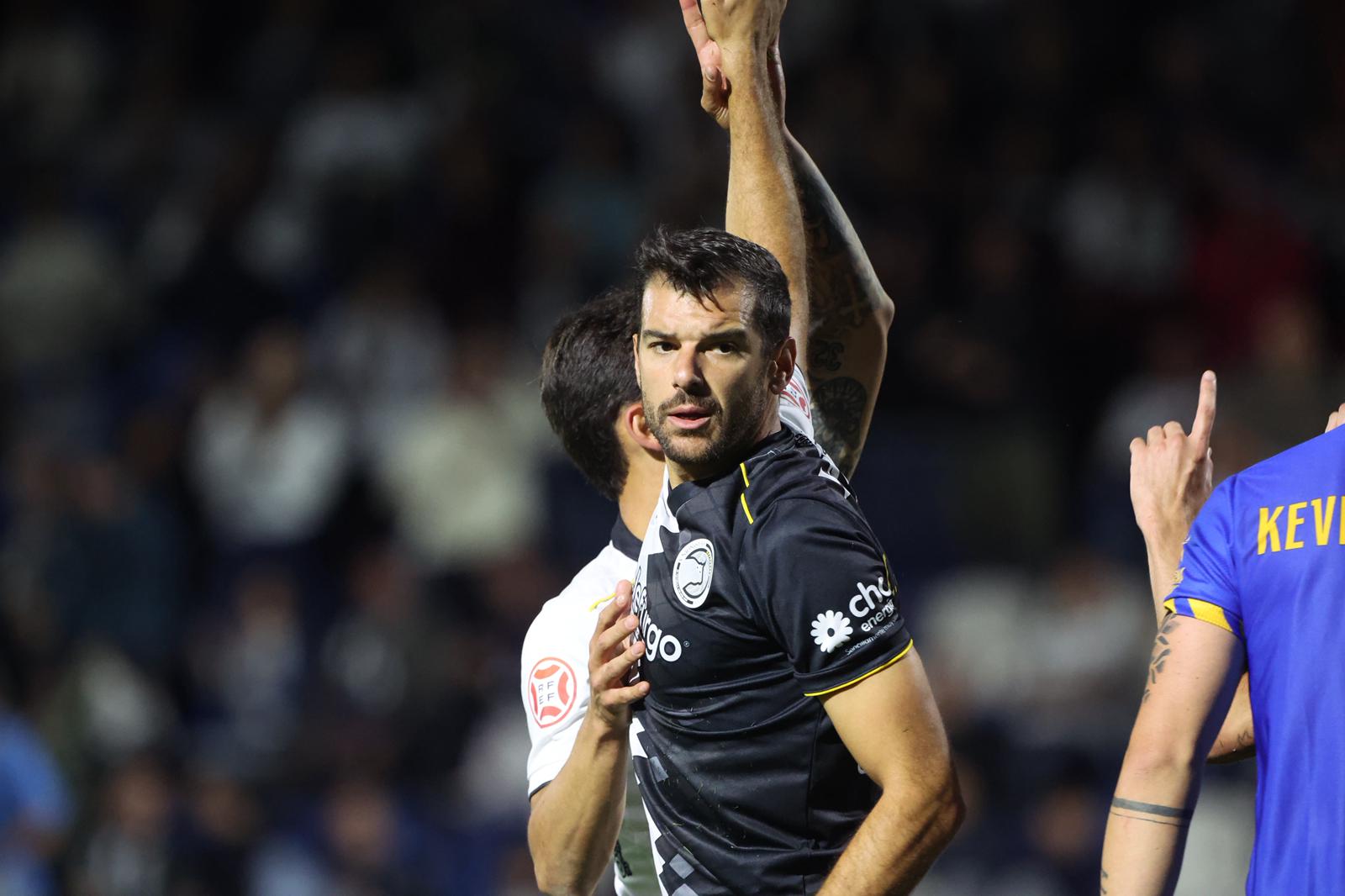 Unionistas remonta al Real Avilés y consigue los tres primeros puntos de la temporada