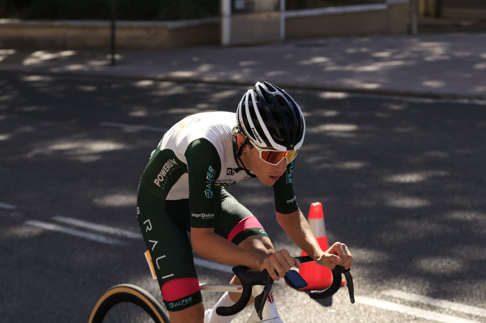 Gari Ugarte se lleva la crono en la capital y es el nuevo campeón de la Vuelta a Salamanca
