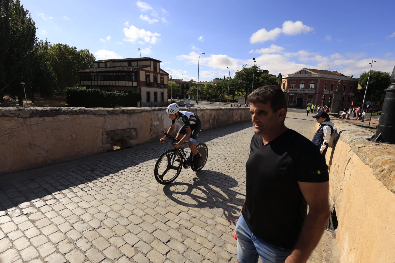 Gari Ugarte se lleva la crono en la capital y es el nuevo campeón de la Vuelta a Salamanca