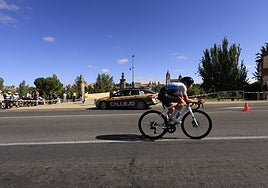 Gari Ugarte se lleva la crono en la capital y es el nuevo campeón de la Vuelta a Salamanca