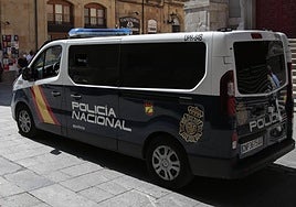Furgón de Policía Nacional