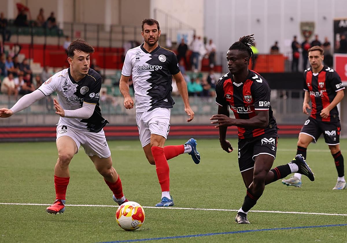 Unionistas pierde en Getxo contra un rival con diez y seguirá en zona de descenso