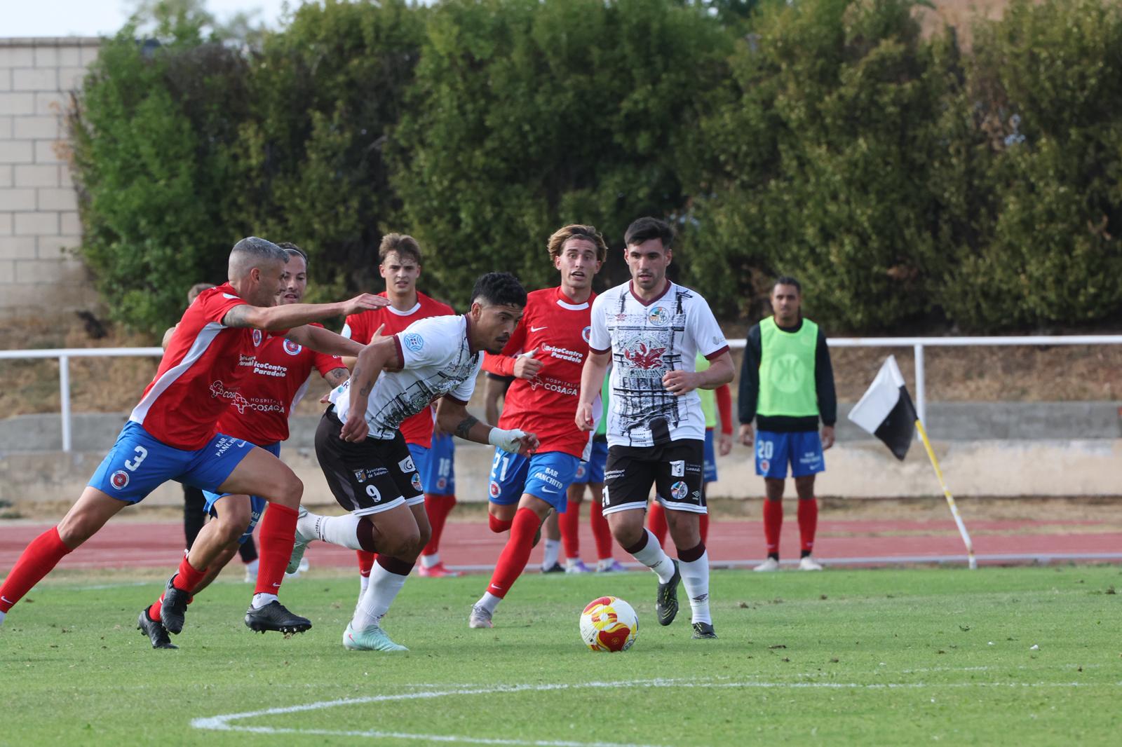 El Salamanca CF UDS vence al Ourense con un gol en el descuento