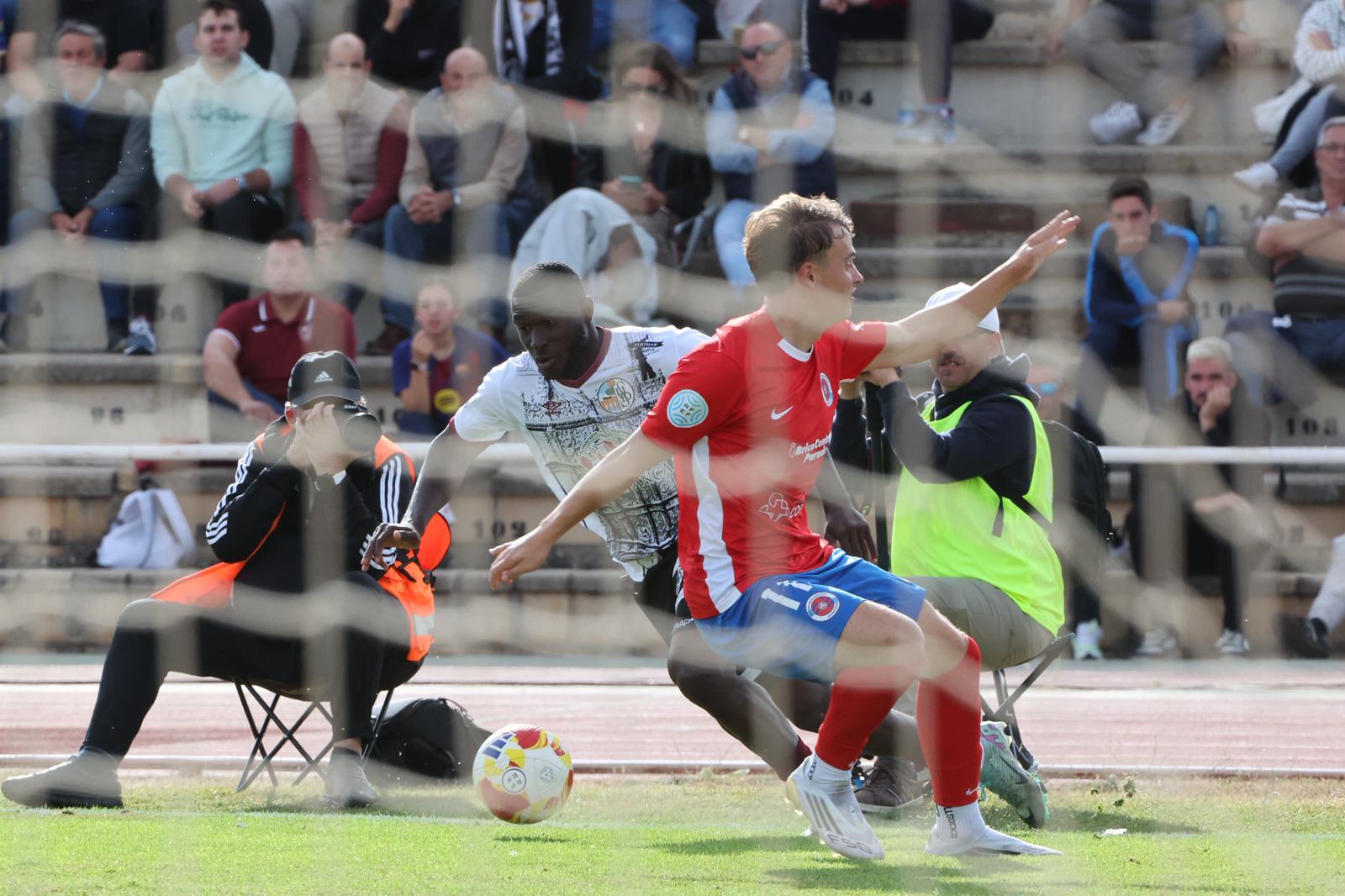 El Salamanca CF UDS vence al Ourense con un gol en el descuento
