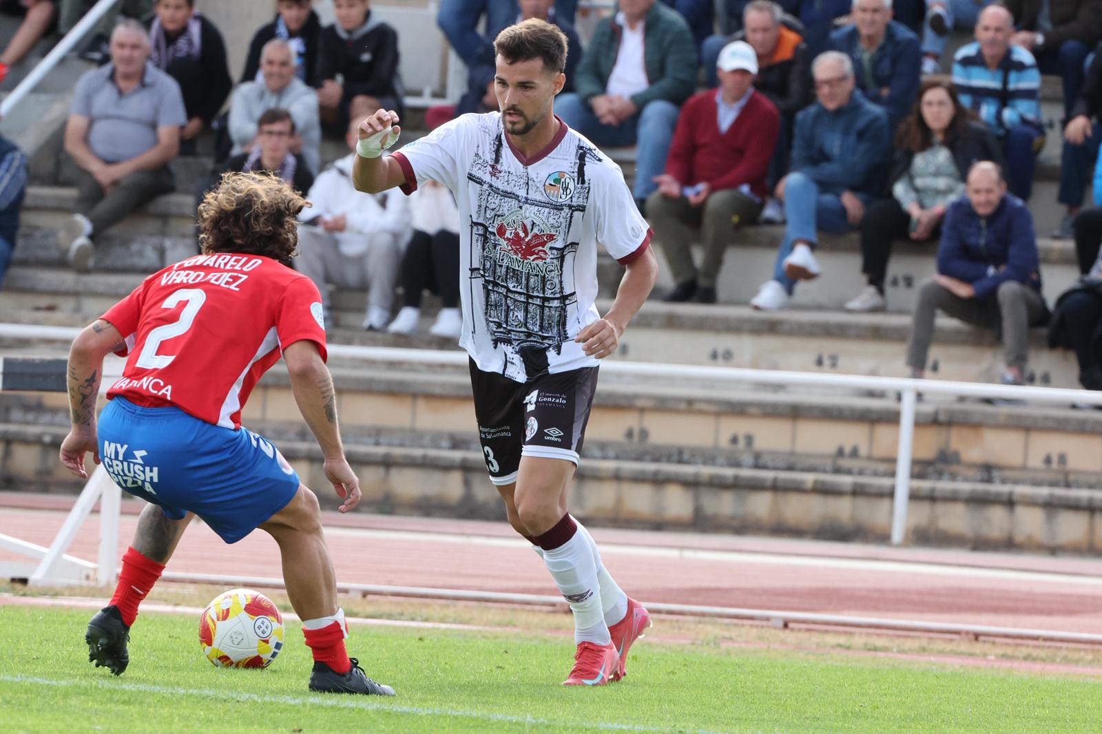 El Salamanca CF UDS vence al Ourense con un gol en el descuento