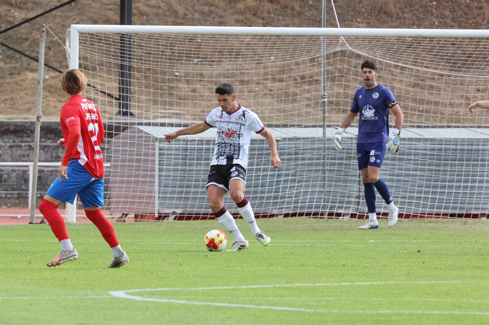 El Salamanca CF UDS vence al Ourense con un gol en el descuento