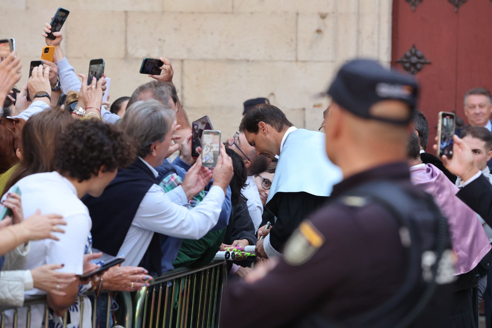 Baño de masas en Salamanca para recibir a Nadal antes de la ceremonia del &#039;Honoris Causa&#039;
