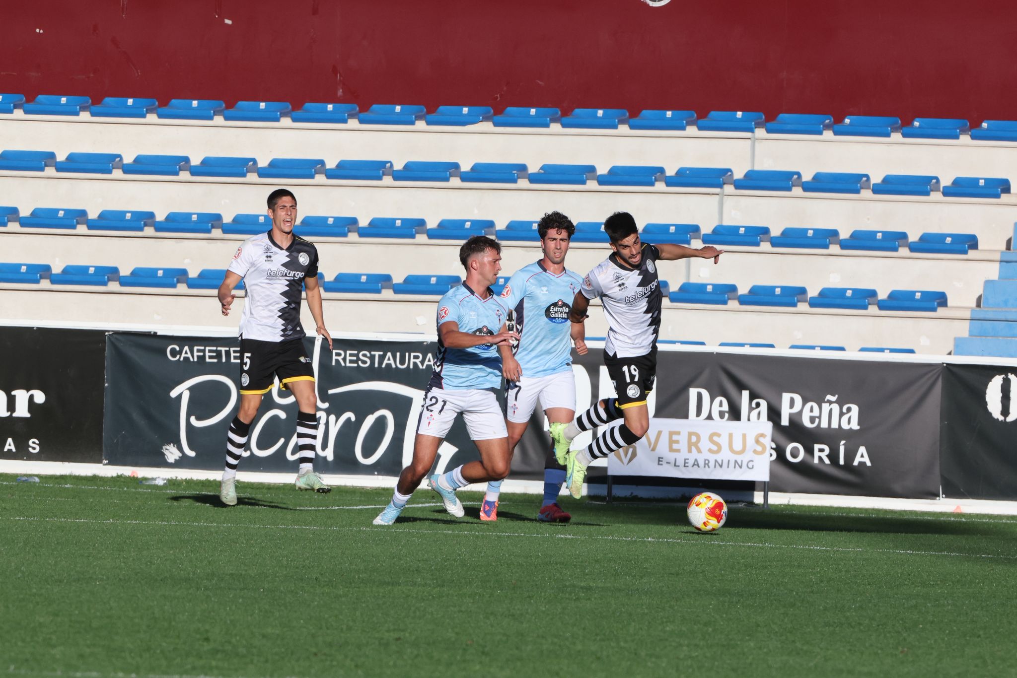 El partido entre Unionistas de Salamanca y Celta B, en imágenes