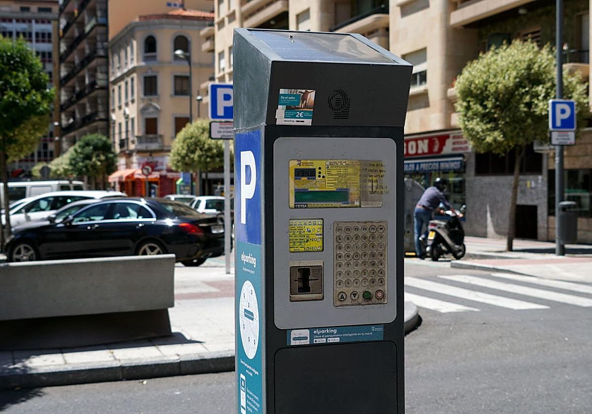 Parquímetro de la zona azul de Salamanca.