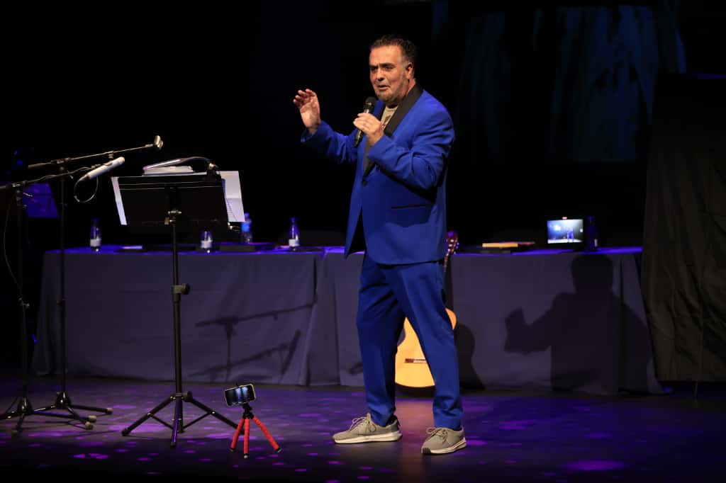 Homenaje a la poesía de Carlos Aganzo y Gabriel Chávez Casazola en Salamanca