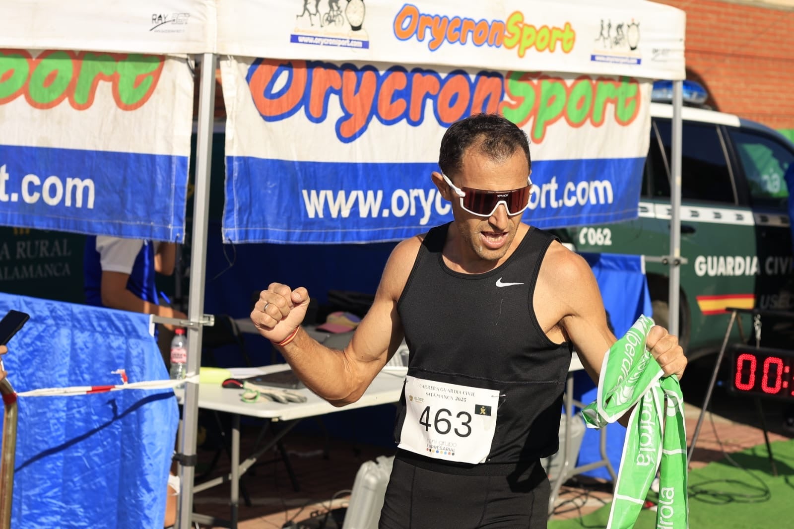 La III Carrera Solidaria de la Guardia Civil en Salamanca, en imágenes