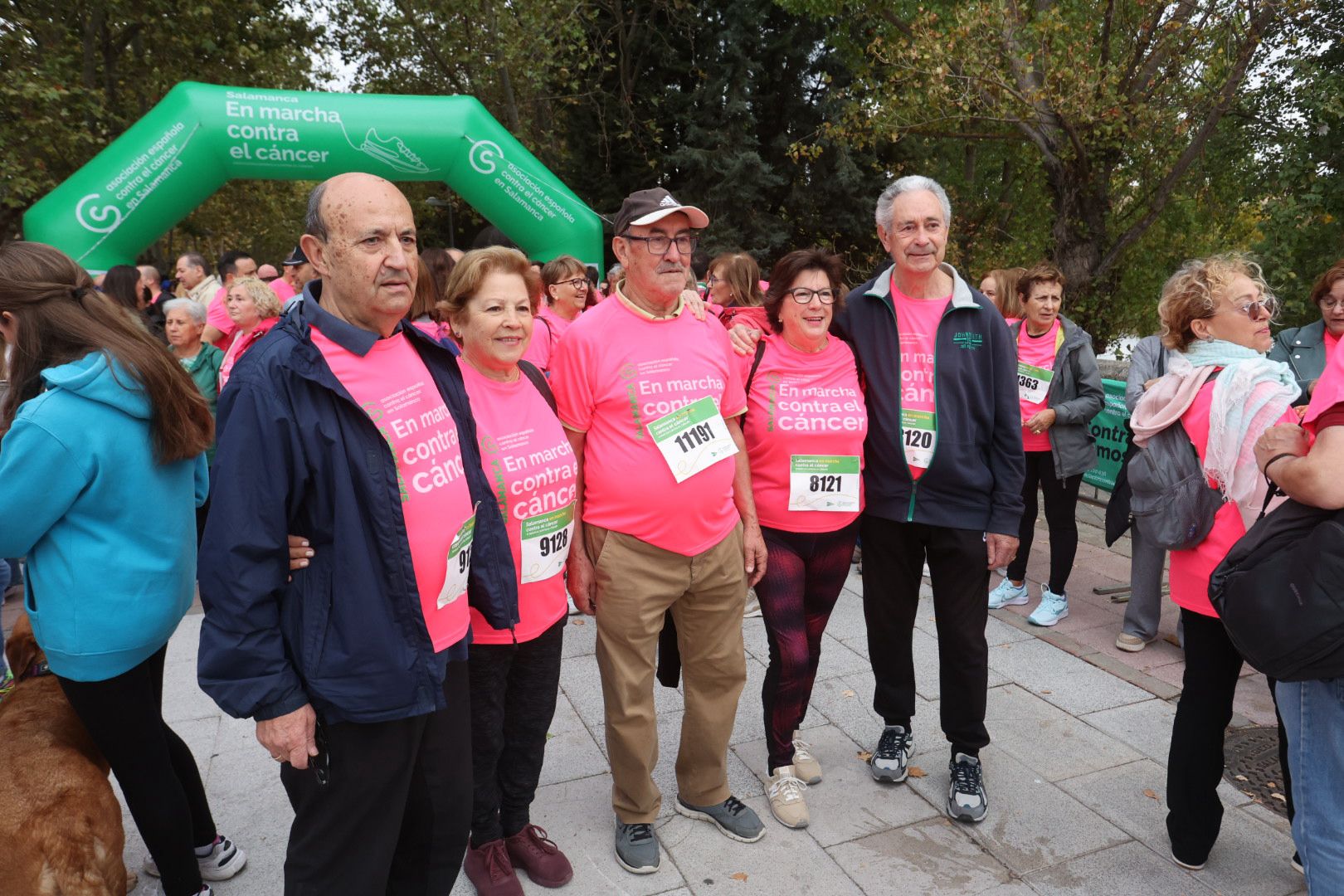 Salamanca ve la vida de color de rosa en la XI Marcha Contra el Cáncer