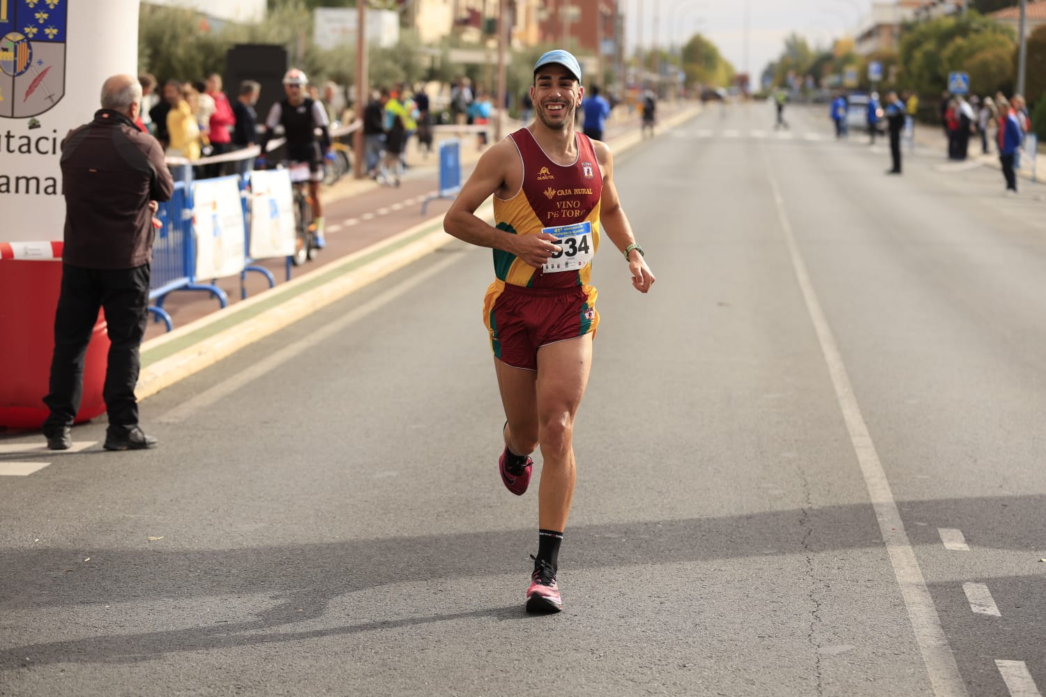 Jesús Prieto y Sandra Santamaría vencen en la Media Maratón Diputación de Salamanca