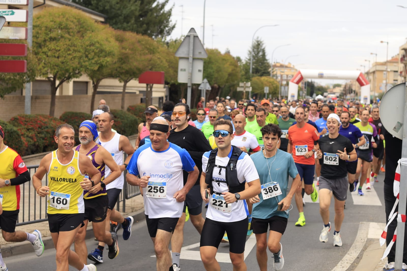 Jesús Prieto y Sandra Santamaría vencen en la Media Maratón Diputación de Salamanca