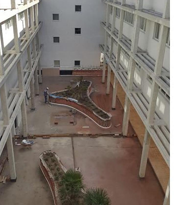 Imagen secundaria 2 - El nuevo local multiusos en el edificio de Salamanca que estrenó el primer patio ajardinado social