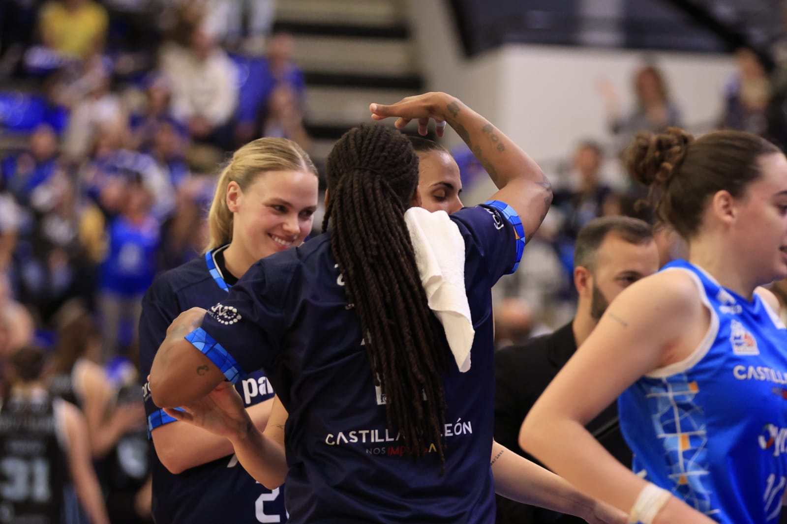 El Perfumerías Avenida - IDK Euskotren, en imágenes