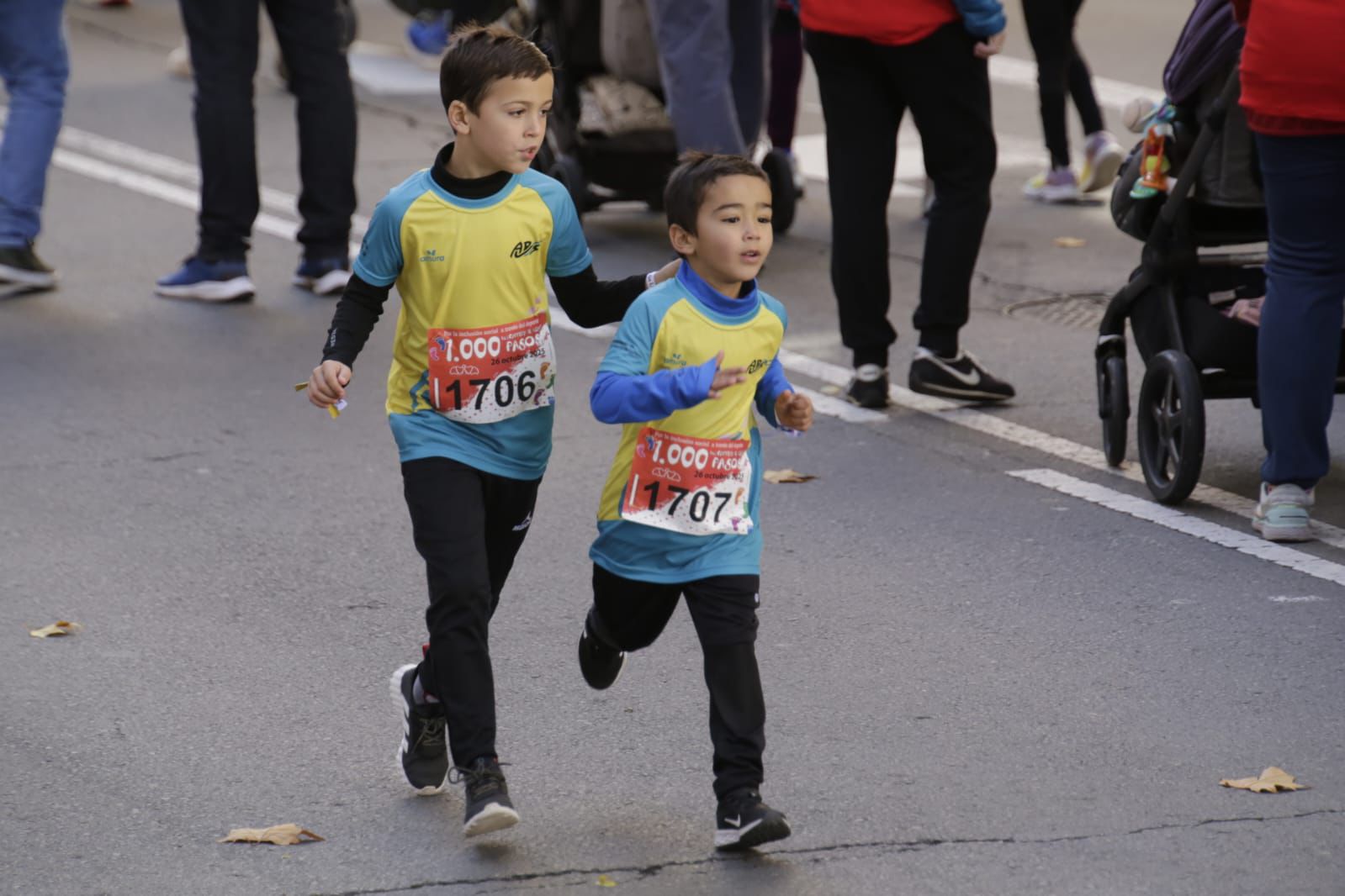 La inclusión inunda las calles de Salamanca con la carrera de los Mil Pasos