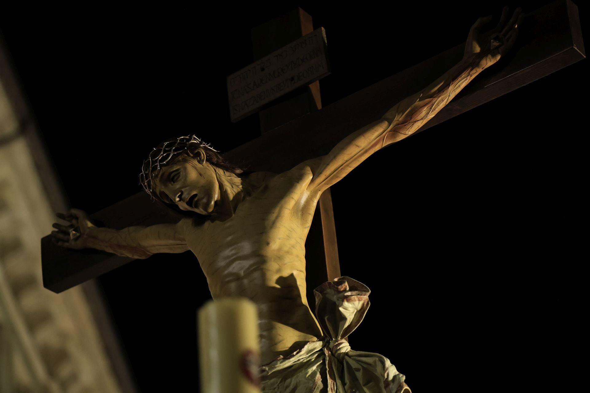 Salamanca vive una madrugada de Jueves Santo a finales de octubre