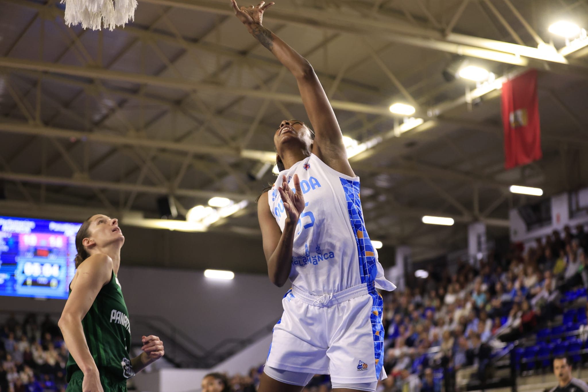 El partido entre Avenida y el Panathinaikos, en imágenes