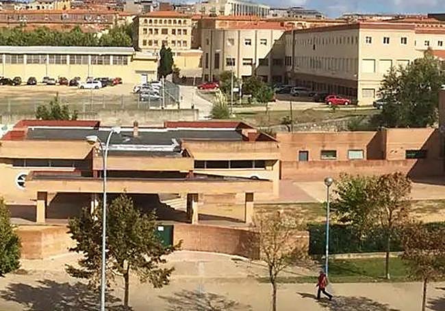 La antigua casa del conserje, convertida en aula de Infantil.