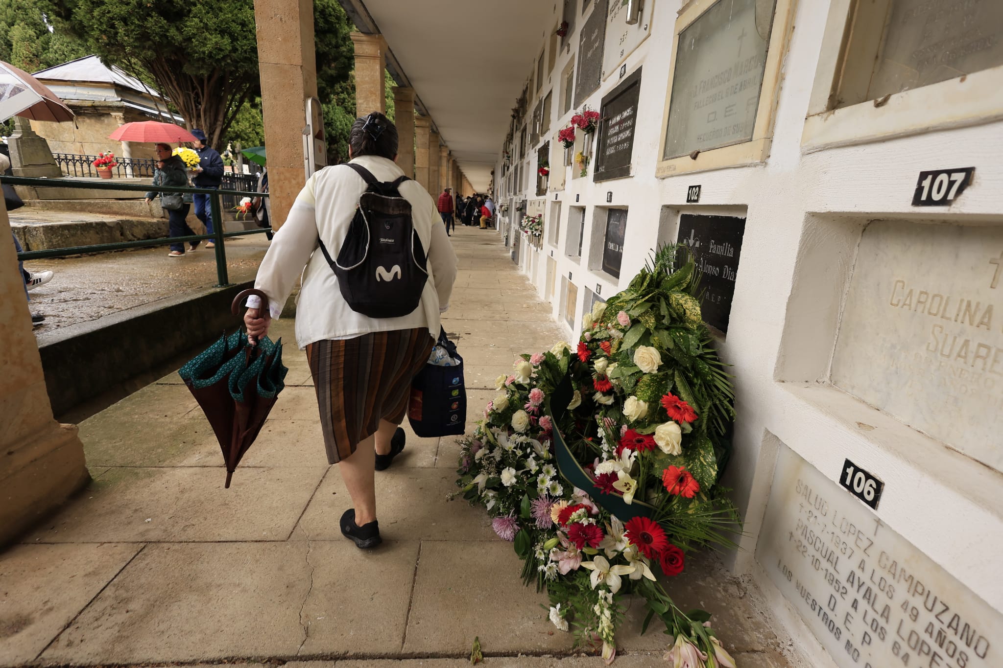 El día de Todos los Santos se celebra bajo el paraguas en Salamanca