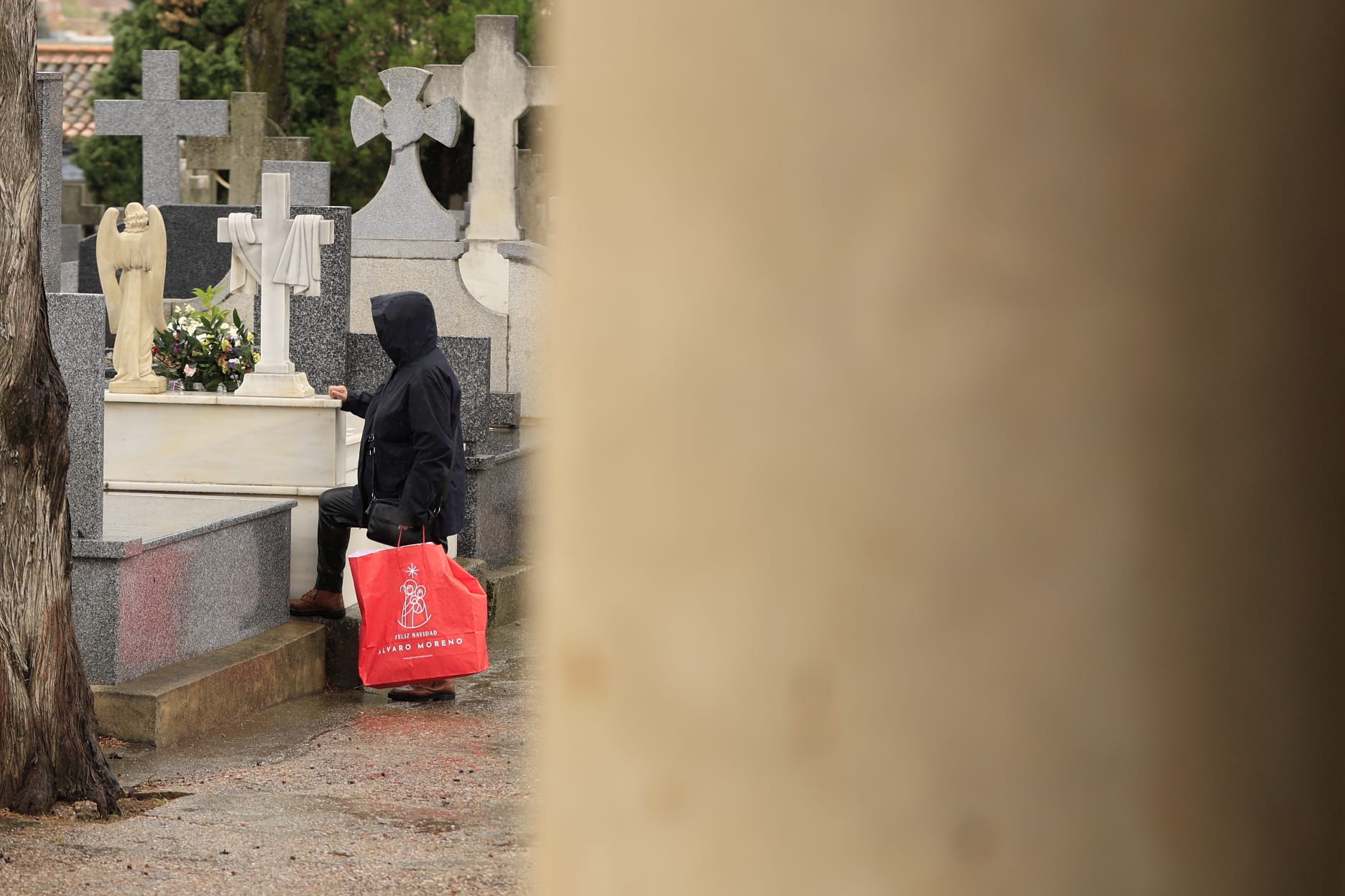 El día de Todos los Santos se celebra bajo el paraguas en Salamanca