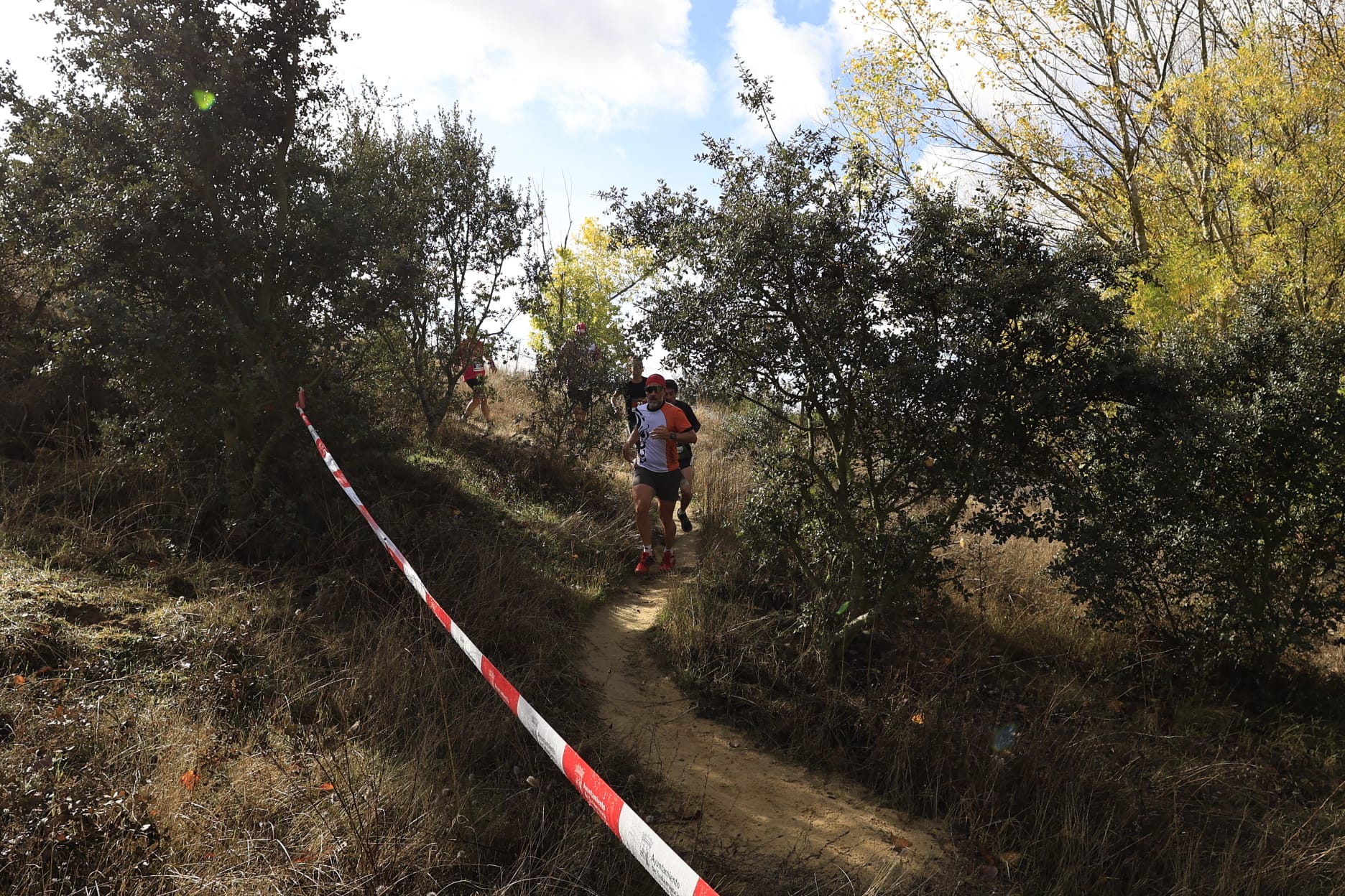 Isaac Hernández y Verónica Sánchez, vencedores de la primera jornada de la Liga de Cross Cabrerizos