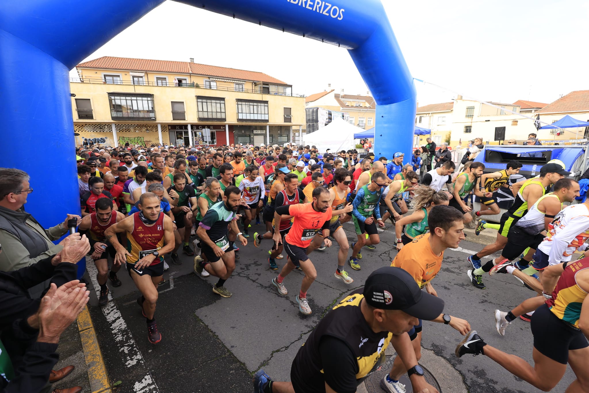 Isaac Hernández y Verónica Sánchez, vencedores de la primera jornada de la Liga de Cross Cabrerizos