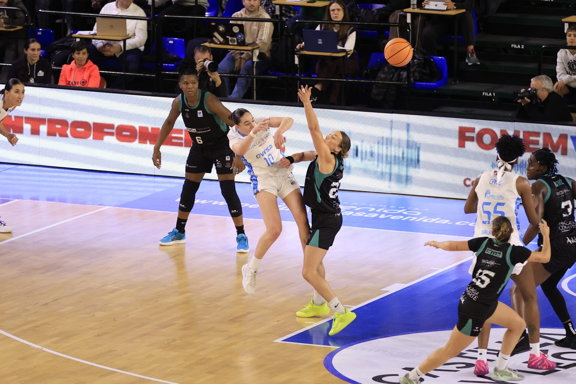 El Avenida-Estepona, en imágenes