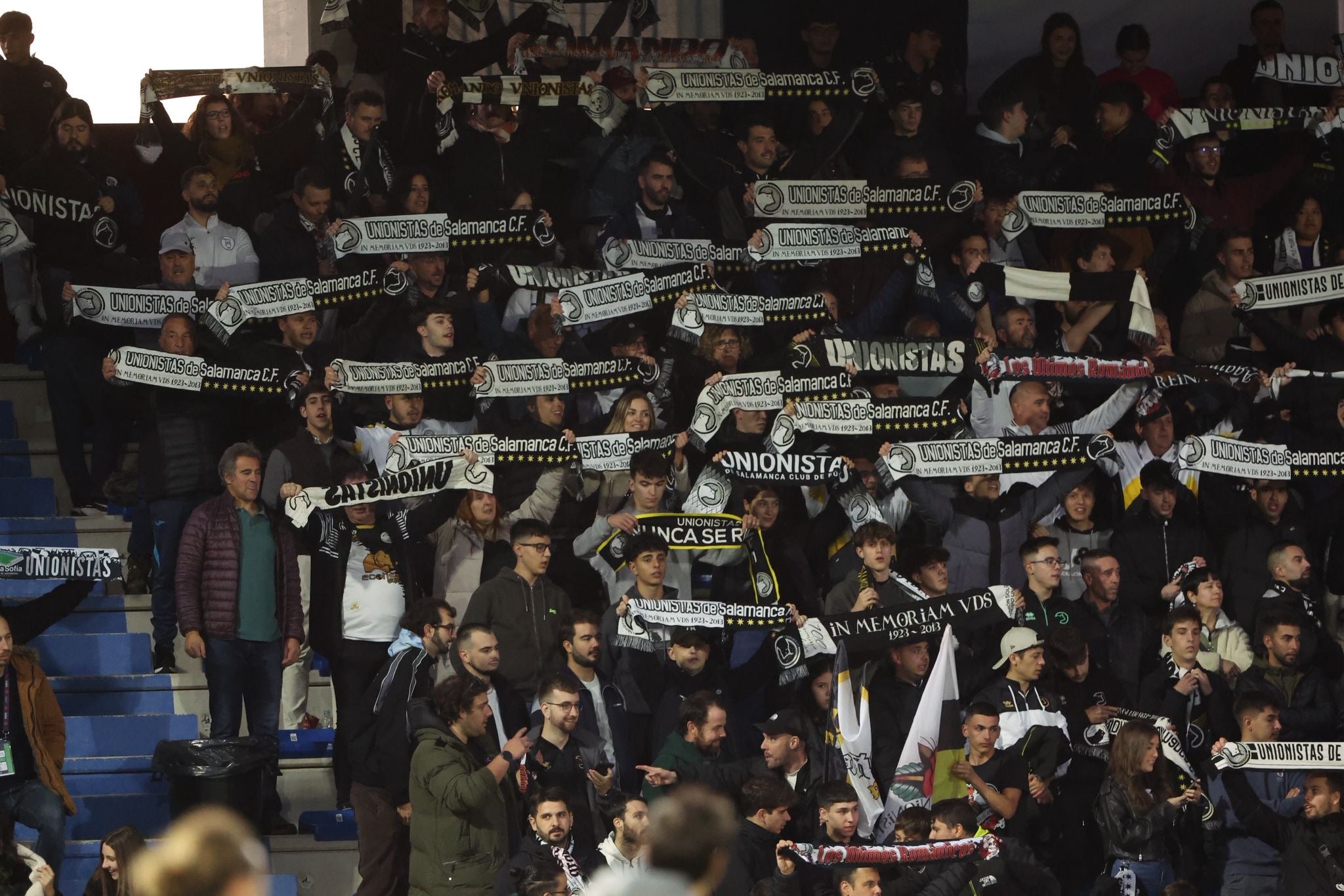 El partido entre Unionistas y Pontevedra, en imágenes