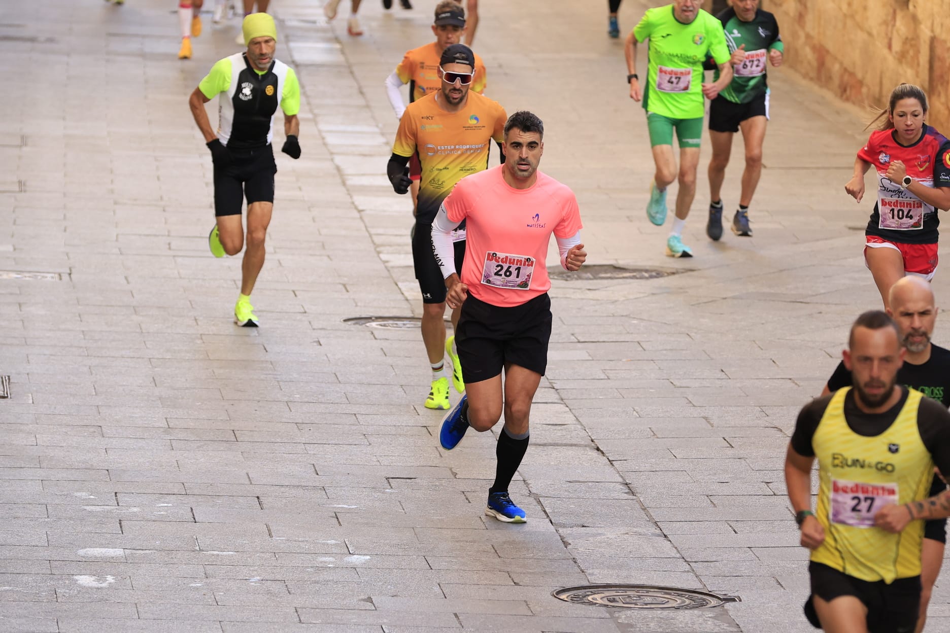 La VIII Carrera y Marcha contra la Violencia de Género de Salamanca, en imágenes