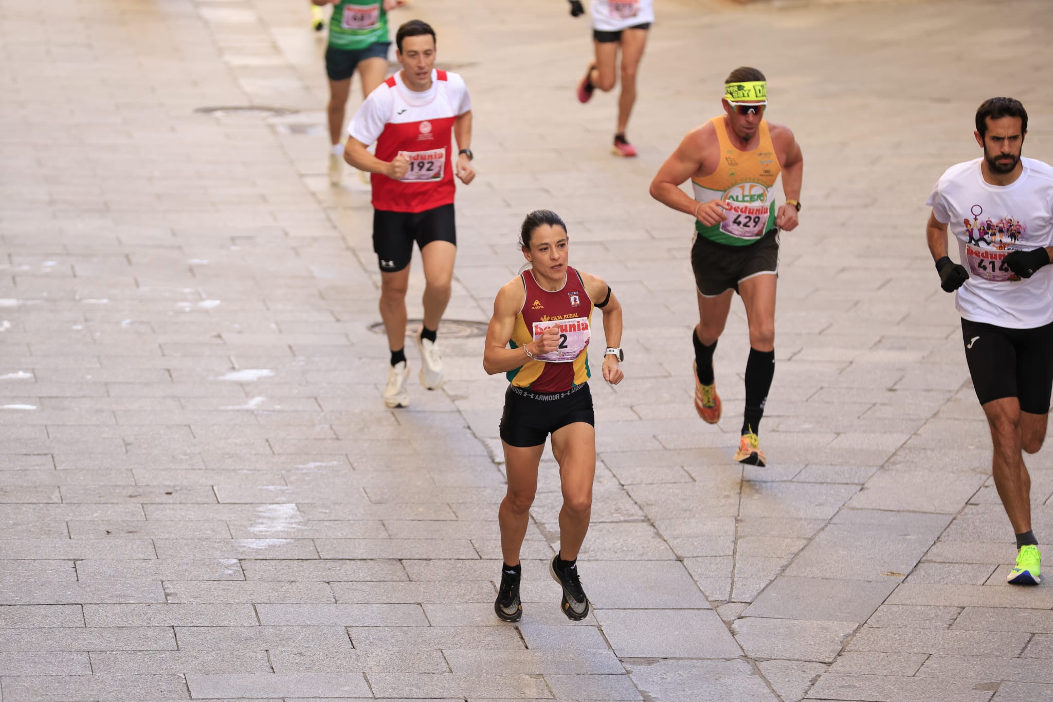 La VIII Carrera y Marcha contra la Violencia de Género de Salamanca, en imágenes