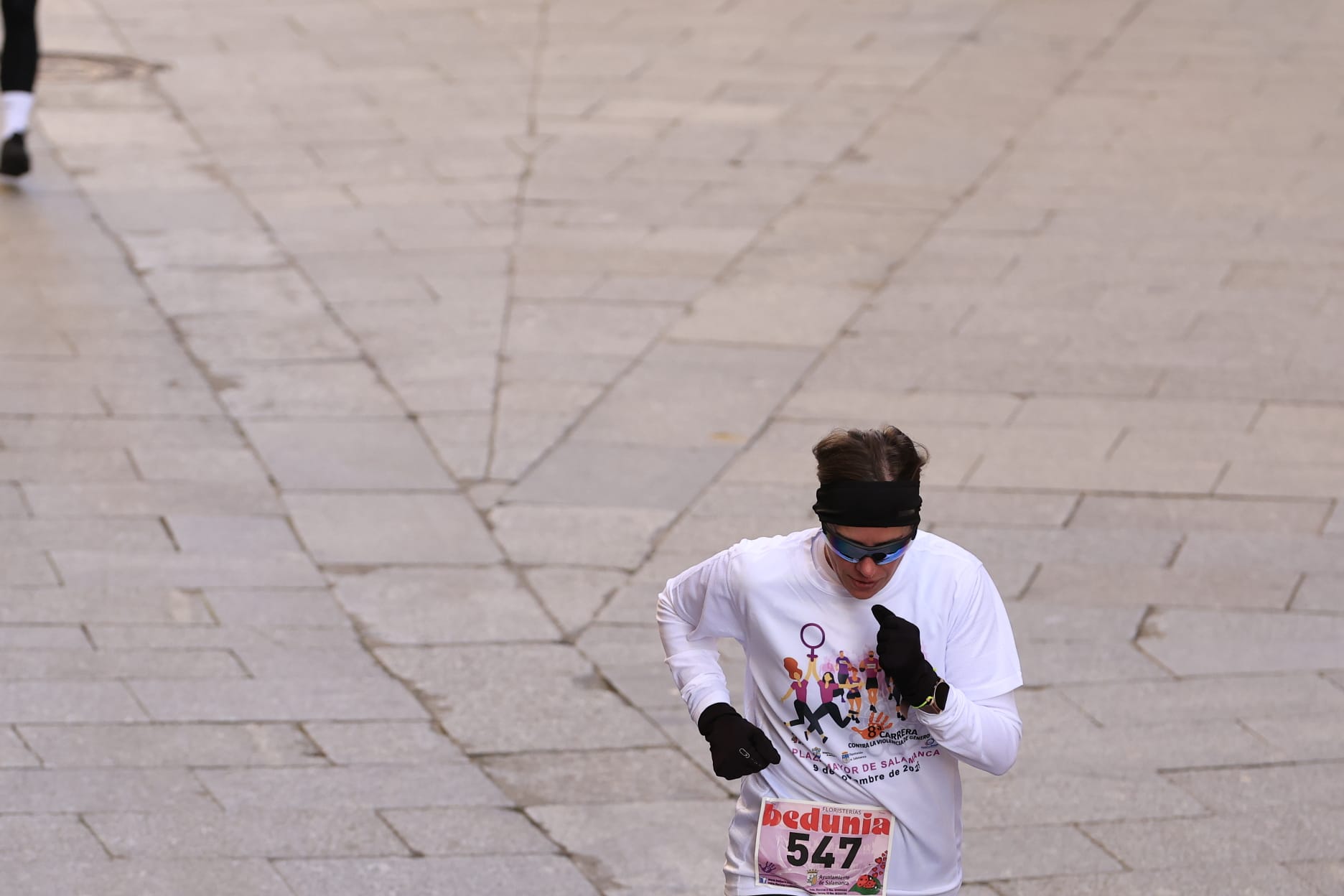 La VIII Carrera y Marcha contra la Violencia de Género de Salamanca, en imágenes