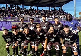 Once inicial del Salamanca UDS en el Anexo al José Zorilla, con los aficionados salmantinos en las gradas.