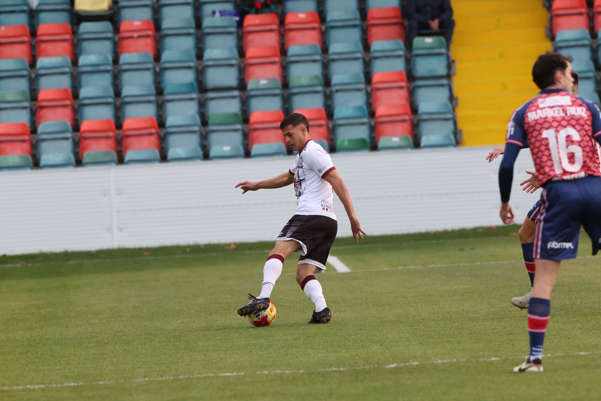 El Salamanca CF UDS pierde ante un rival directo en la lucha por los puests de play off