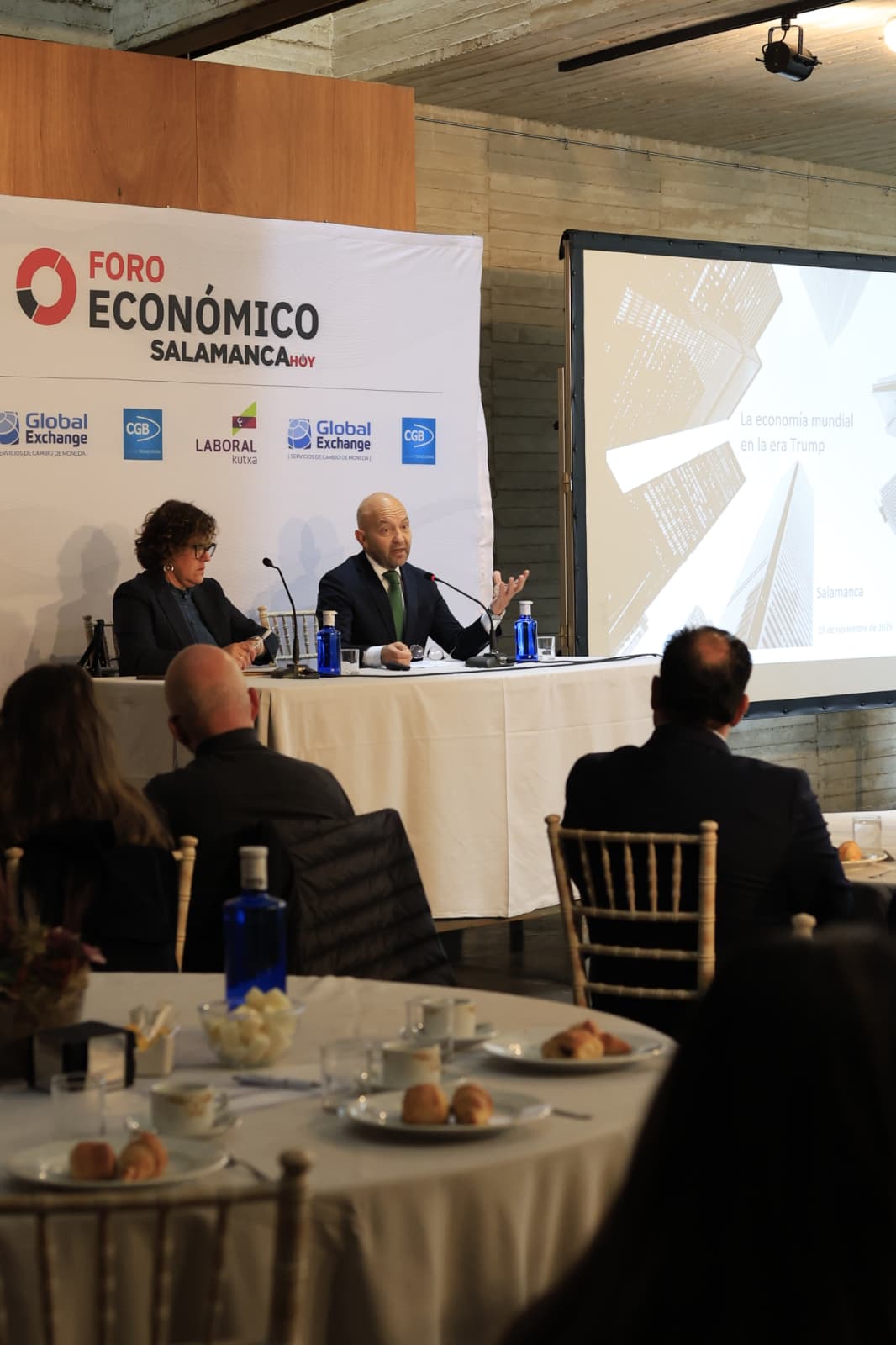 El foro económico de Salamancahoy, en imágenes