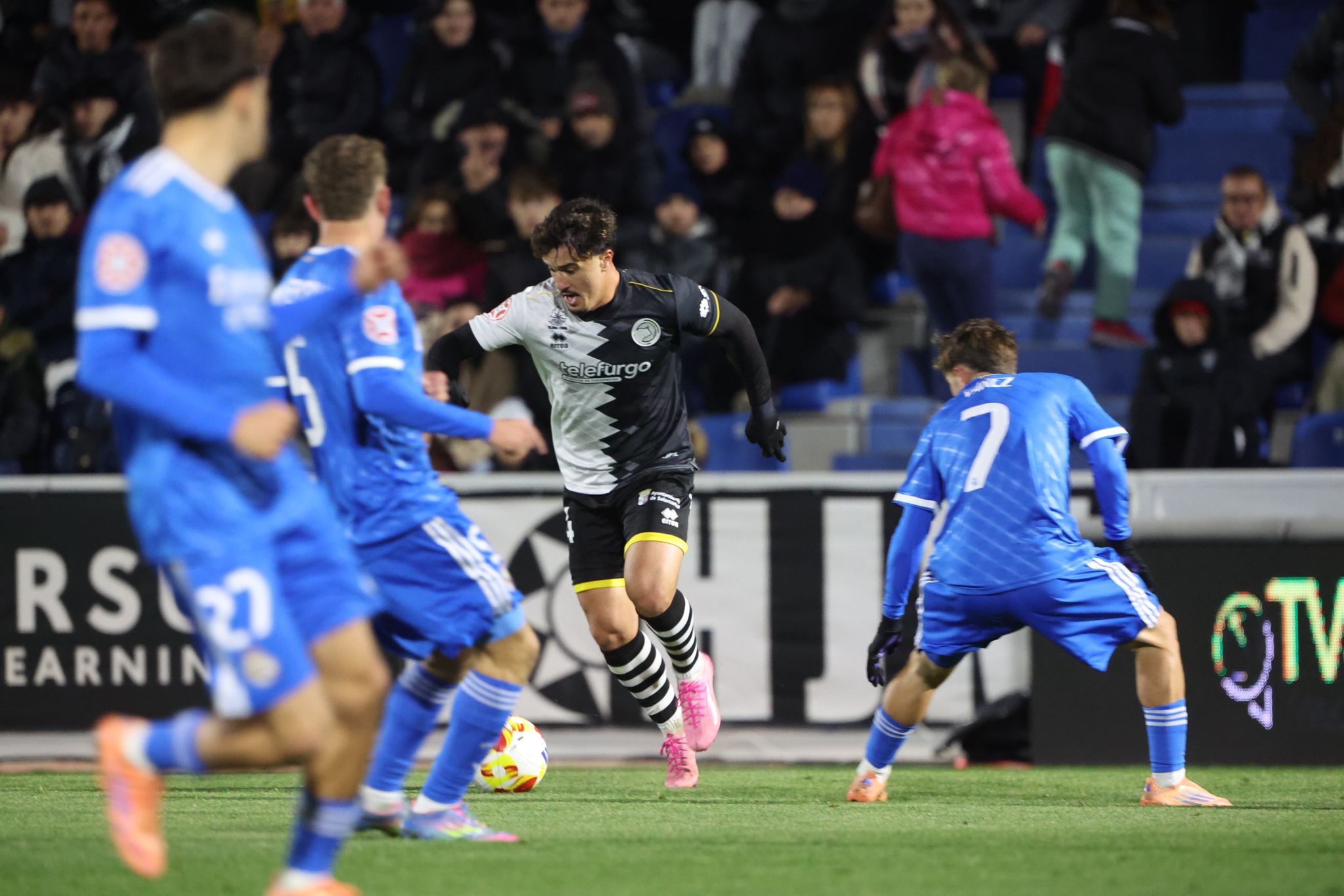 El partido entre Unionistas y el Real Madrid Castilla, en imágenes