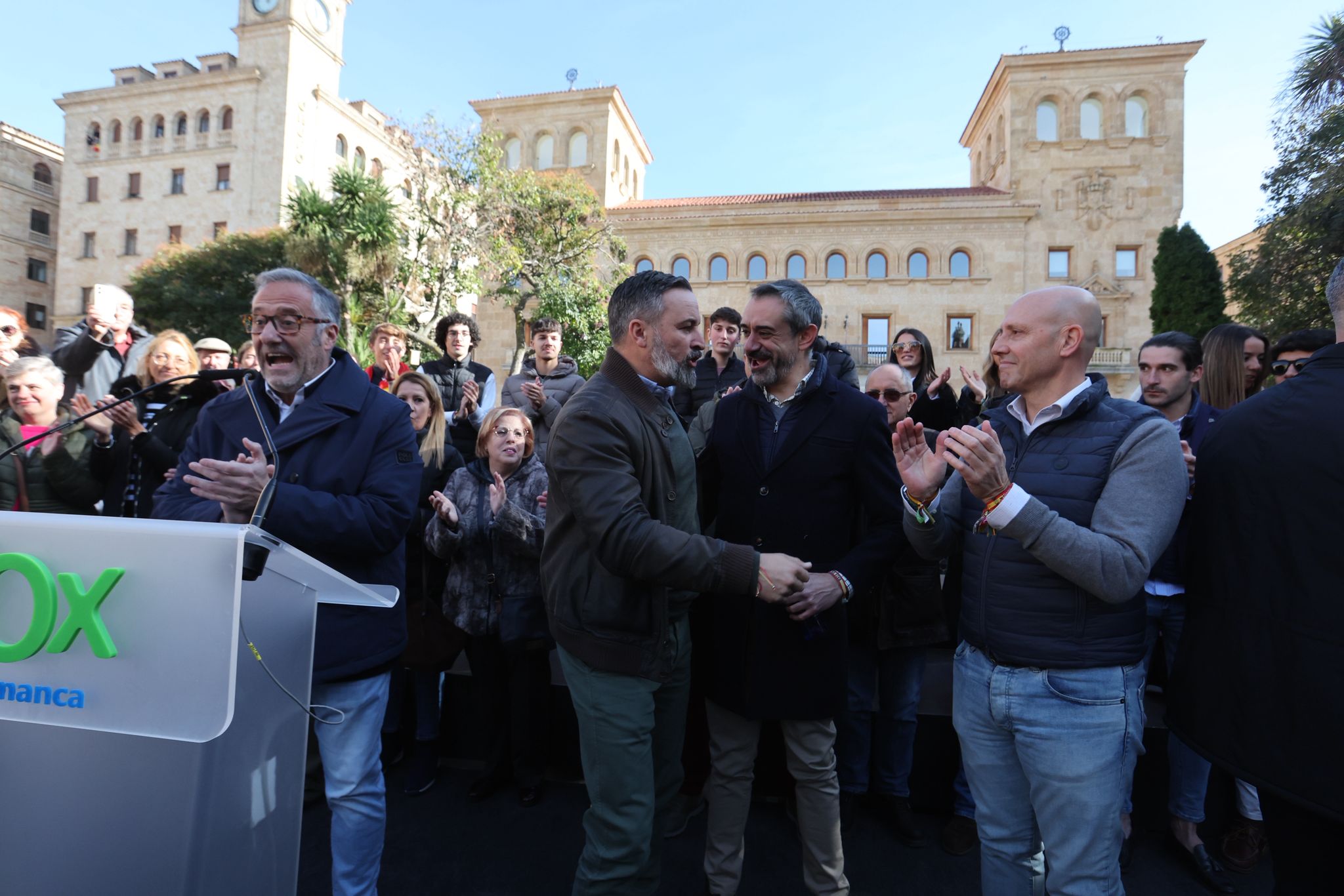 El acto de Santiago Abascal, líder de Vox, en Salamanca, en imágenes