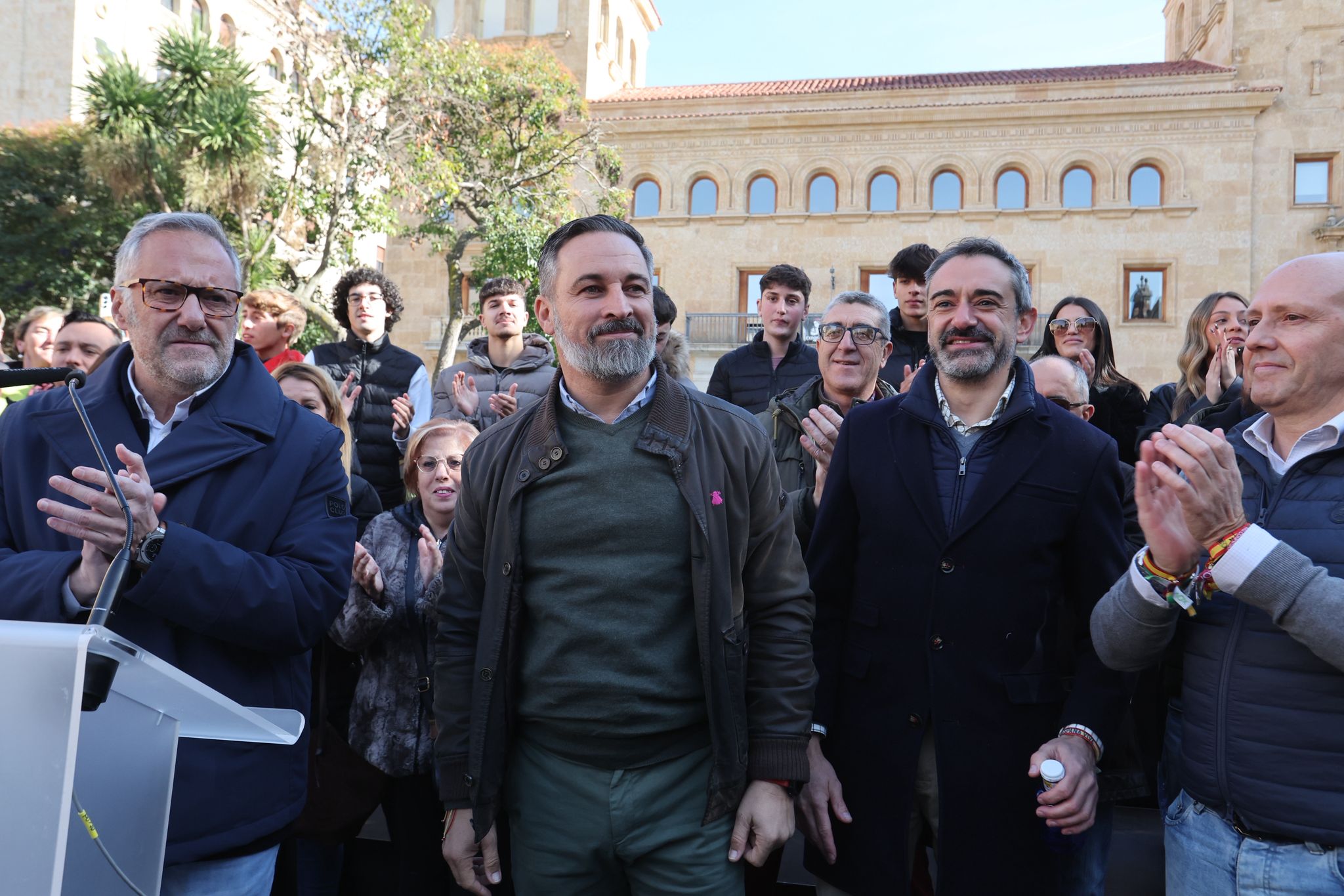El acto de Santiago Abascal, líder de Vox, en Salamanca, en imágenes