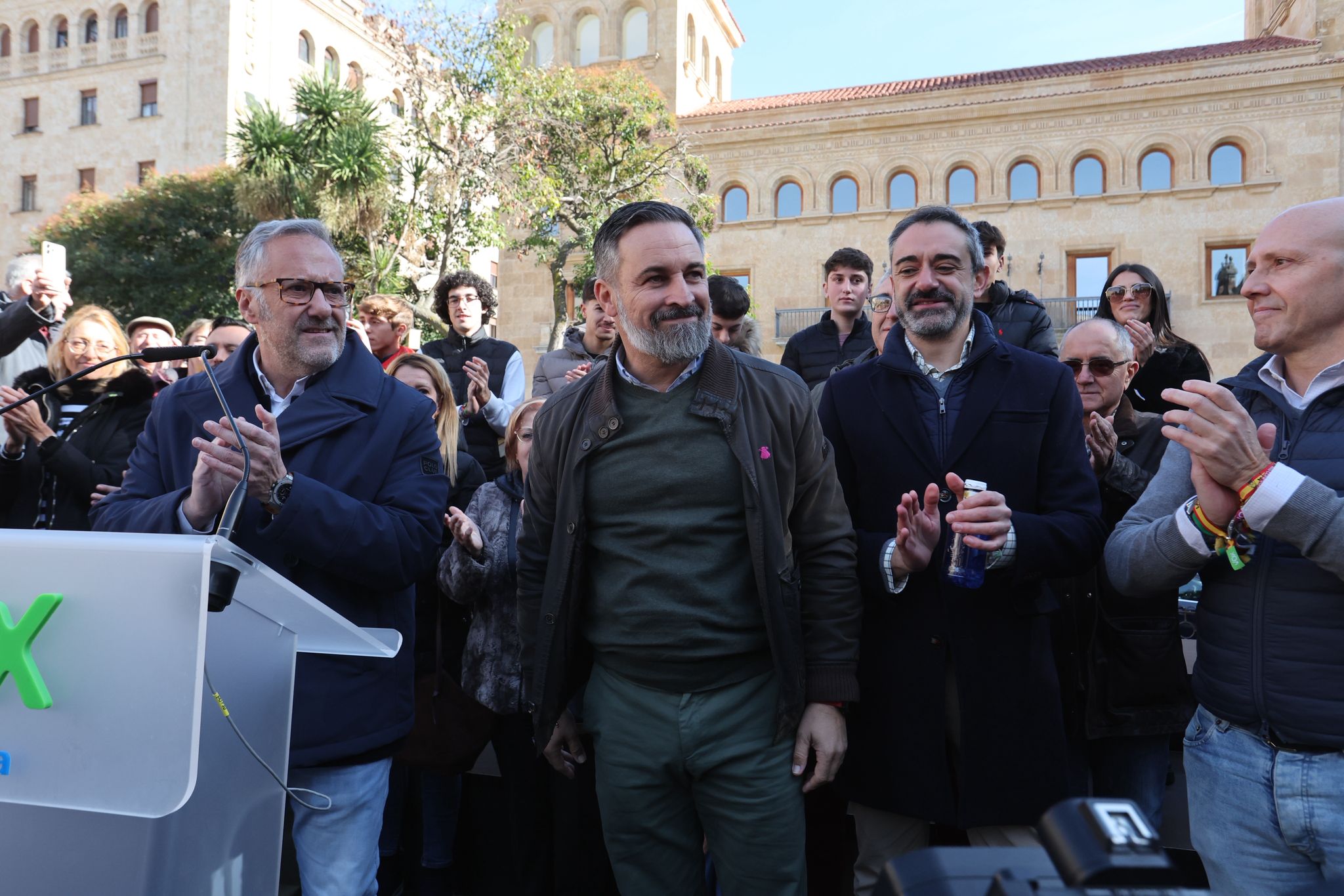 El acto de Santiago Abascal, líder de Vox, en Salamanca, en imágenes