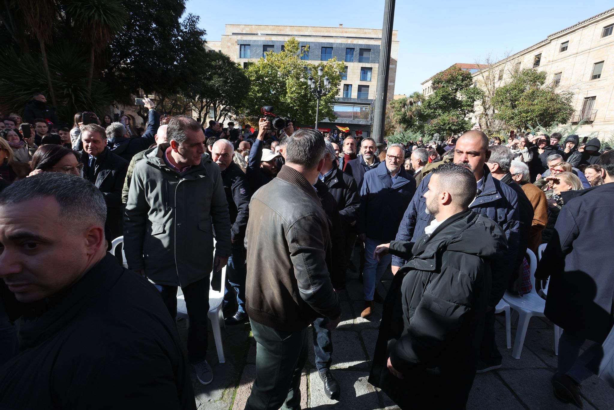 El acto de Santiago Abascal, líder de Vox, en Salamanca, en imágenes