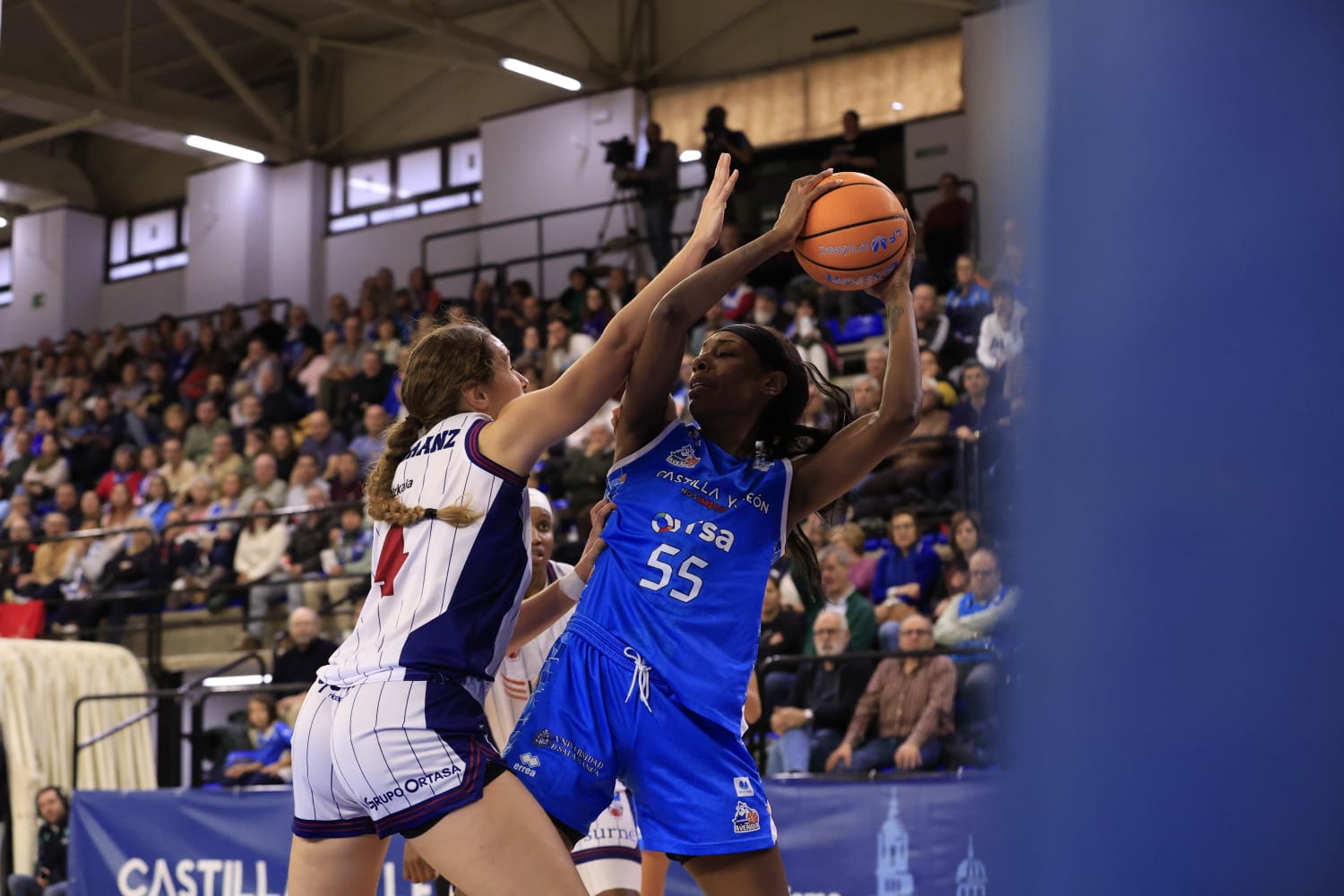 El partido Avenida - Lointek Gernika, en imágenes