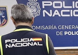 Detenido un ladrón de viviendas en Salamanca que usaba la técnica de colocación de testigos en la puerta