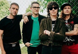 Rubén Pozo y Los Chicos de la Curva.