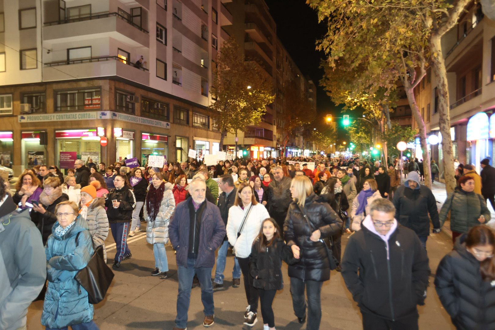 Con el lema &#039;El machismo nos cuesta la vida&#039;, Salamanca clama contra la violencia de género